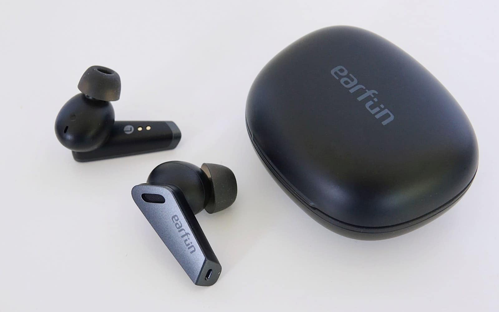 EarFun Air Pro Review Pickr