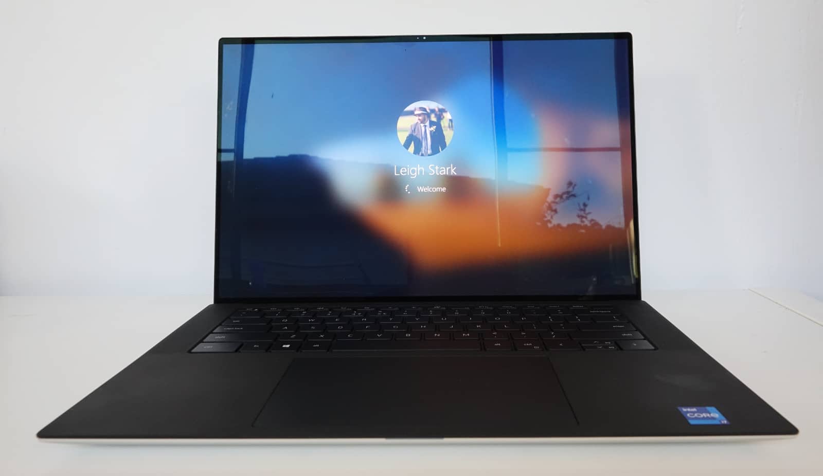 Dell XPS 15 OLED Review XPS 15 9510 Pickr